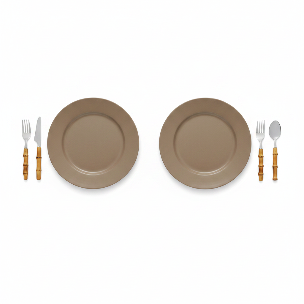 Sousplat Taupe + Talheres Bambu - Flat Lay
