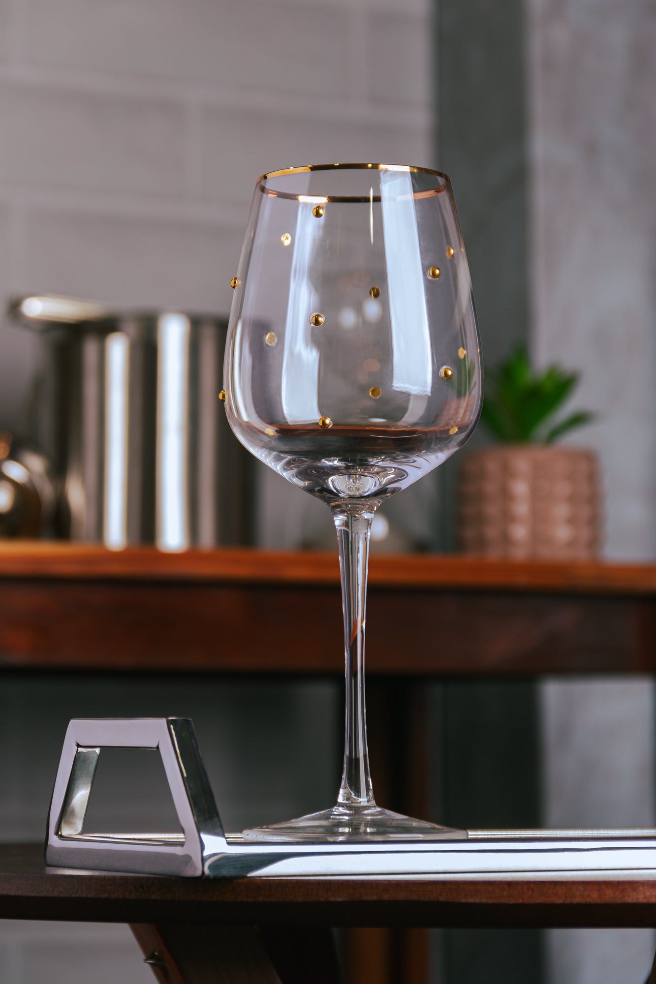 Conjunto 2 Taças p/ Vinho - Balls Fio de Ouro - 350ml