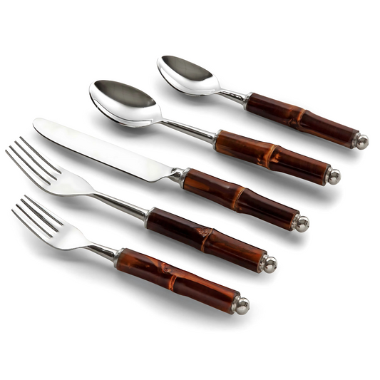 Conjunto de talheres Garbo Bamboo 30 peças, com cabos que simulam bambu e lâminas de aço inoxidável.