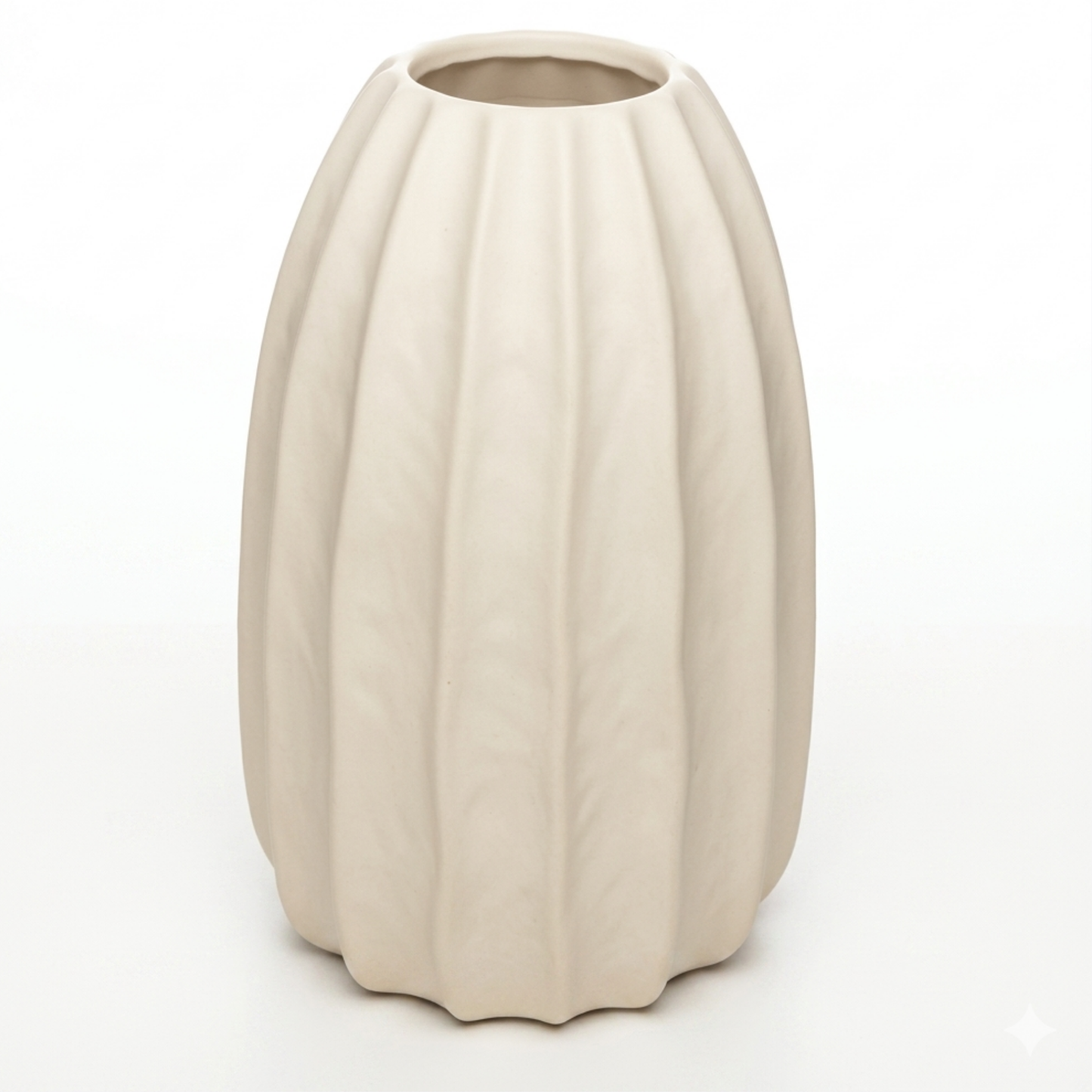 Vaso Pilar Wolff em Cerâmica Branca – 17,5cm x 27,5cm