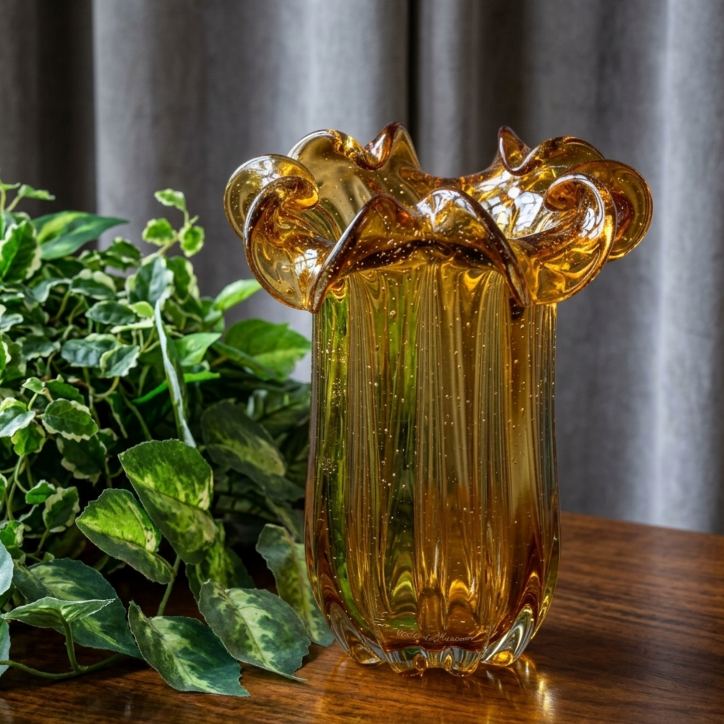Vaso de Vidro Wolff Italy Âmbar – 22cm x 27cm