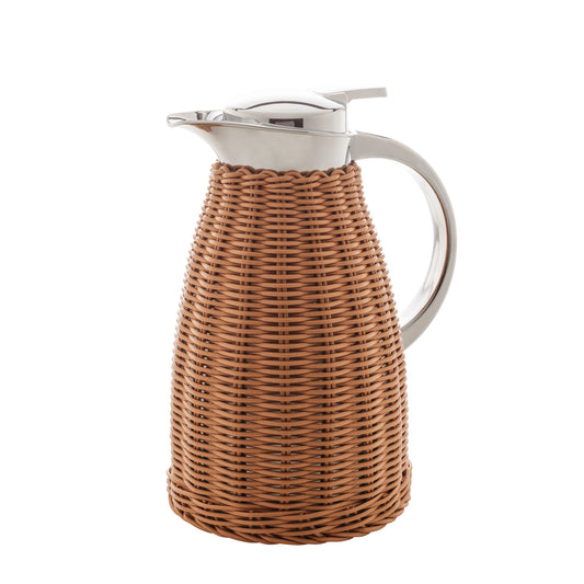 Garrafa Térmica de Aço Inox 1,5L com revestimento externo em Rattan marrom (plástico).